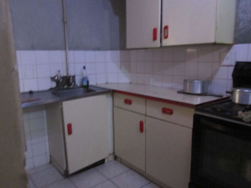 '' VERY BEAUTIFUL AND NEAT [2] TWO BEDROOMS APARTMENT FOR SALE - Photo 7