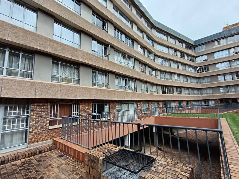 1 Bedroom to rent in Hatfield - Photo 4