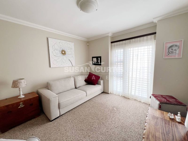 Neat, Well-Maintained Home with Semi Sea View - Photo 8