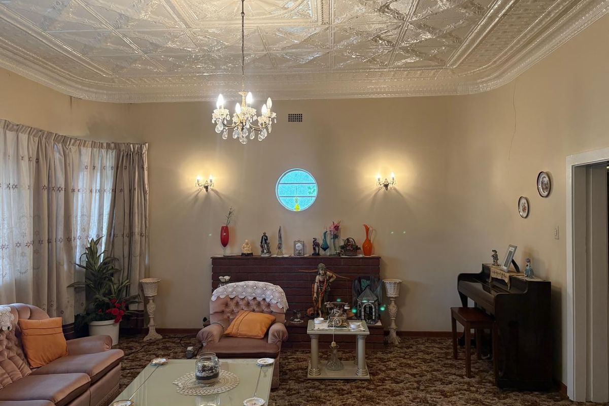 Secure suburban living - Photo 4