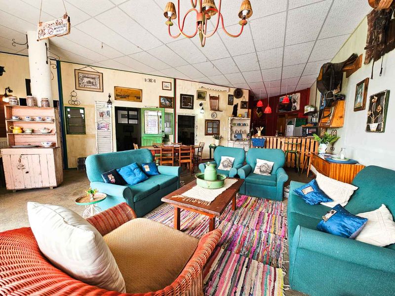 Ground floor unit with business rights for sale in Stilbaai Oos - Photo 2