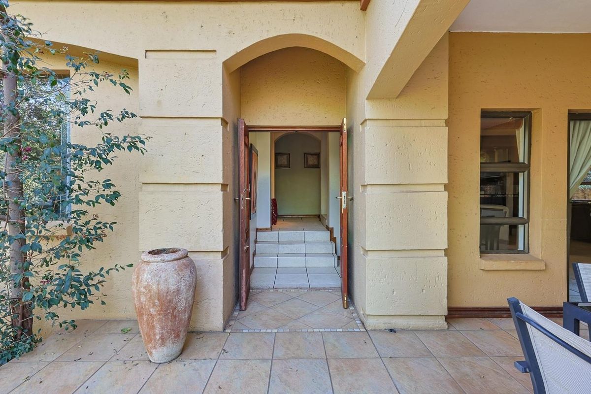 4 Bedroom for Sale - Photo 2