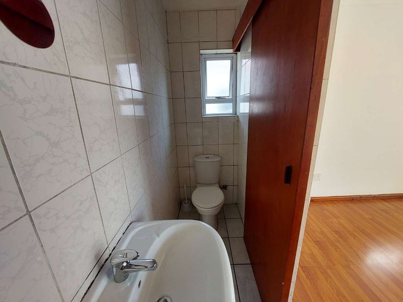 Neat 1 Bedroom Flat In Crawford - Photo 8