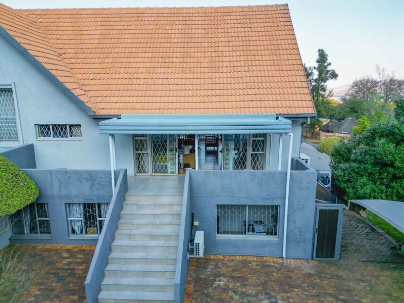 *Exceptional Investment Opportunity in Hartbeespoort - Photo 3