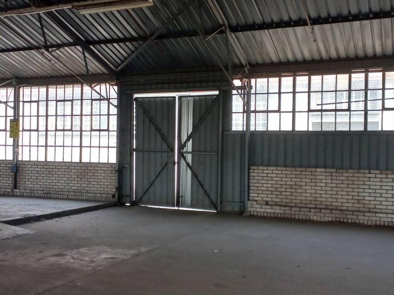 1 025m2 Benoni Warehouse To Let - Photo 9