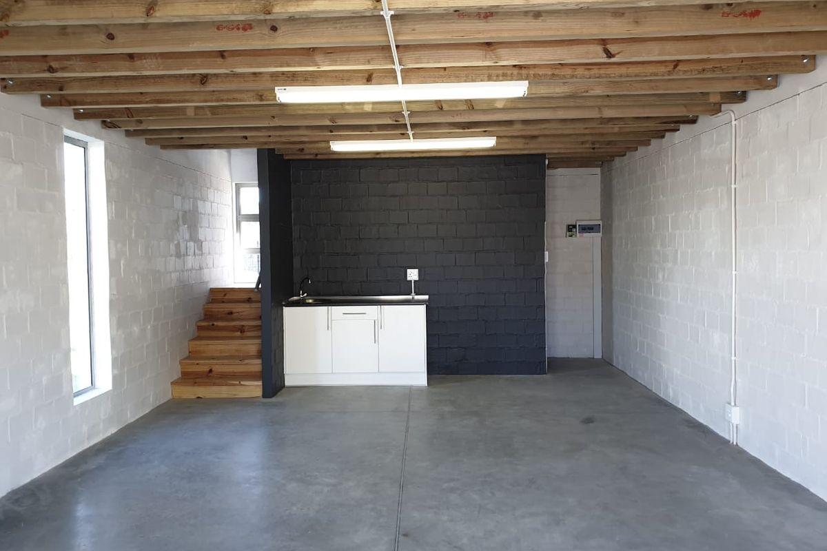 Secure unit within commercial business park! - Photo 5