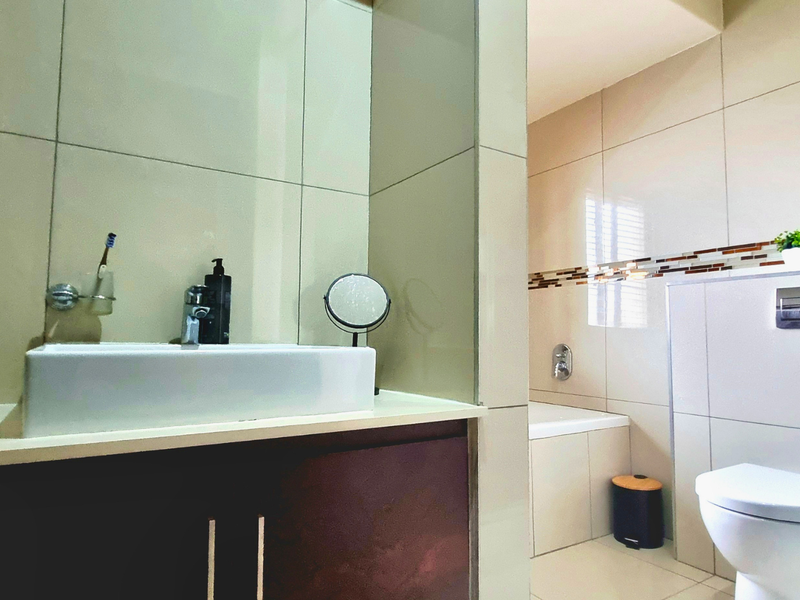 202m2 3 Bedroom Split-Level Townhouse with Garden for Sale in Izinga - Photo 9