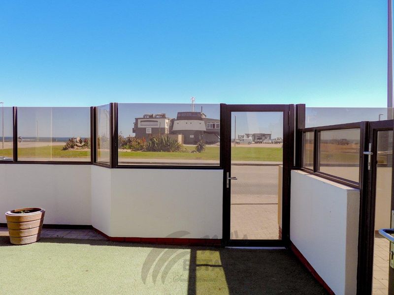 Fully Furnished Sea View Apartment For Sale in Central Swakopmund - Photo 8