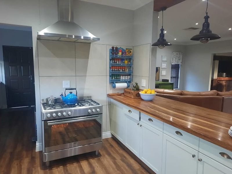 Beautiful property, very well maintained.Tsumeb for sale..... - Photo 8