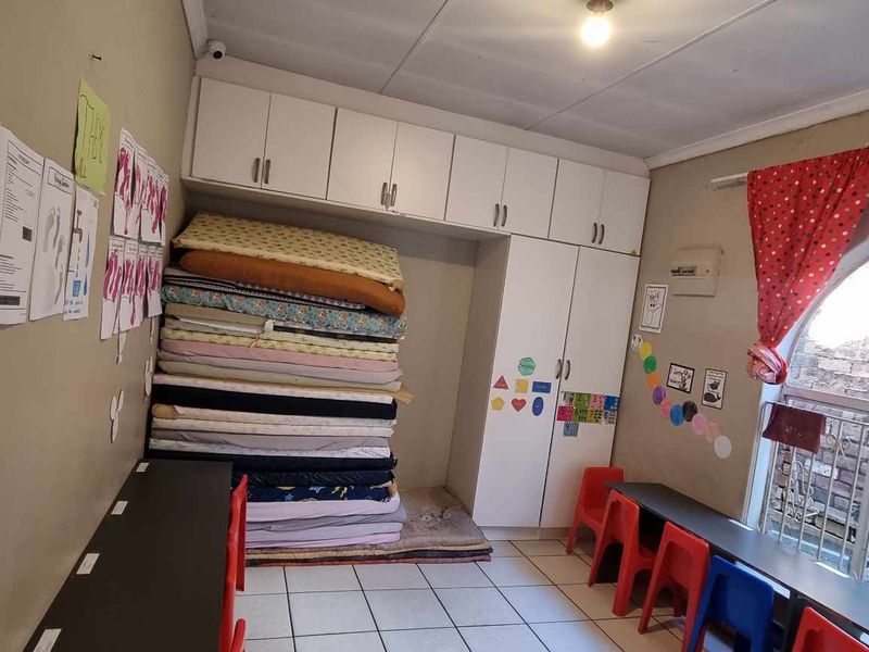 GREAT LOCATION IN RYKMANSHOOGTE - Photo 8