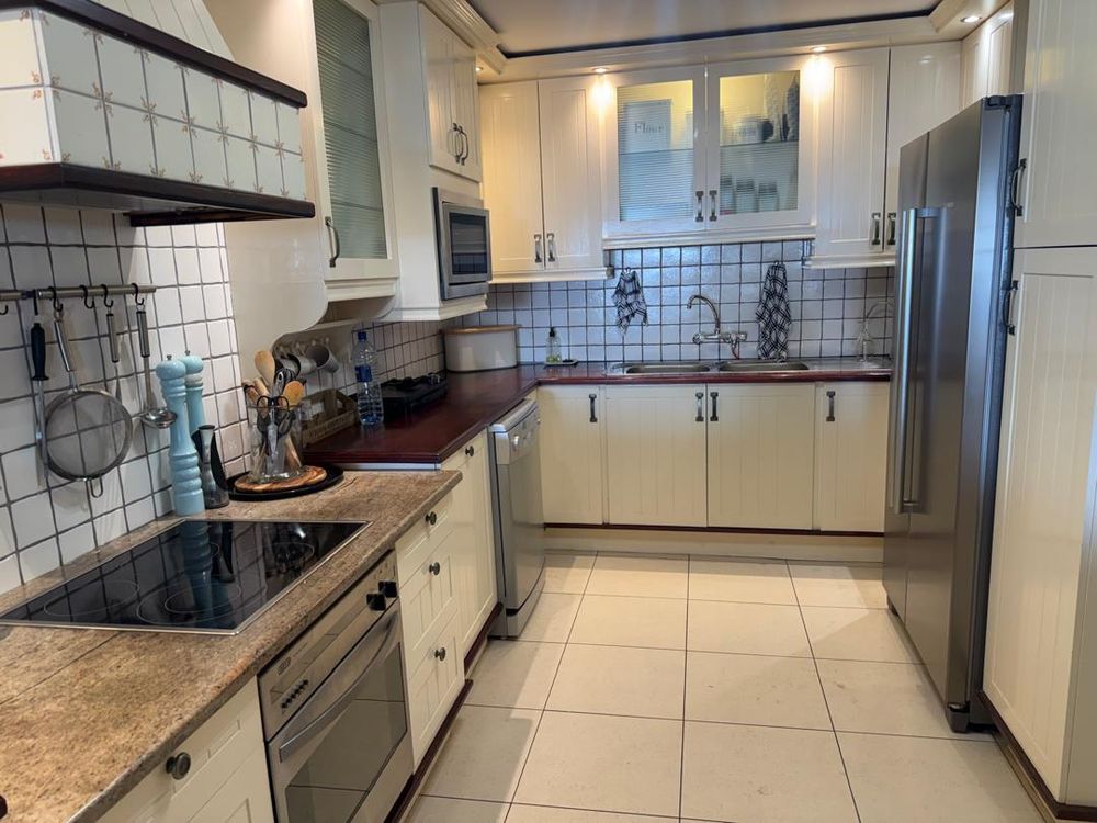 Kitchen area