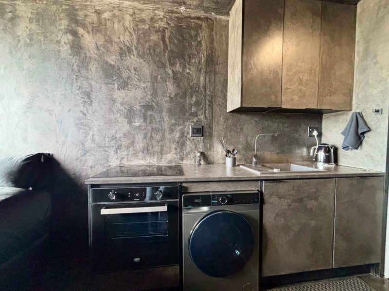 Investment Opportunity in Kloof Street - Photo 2