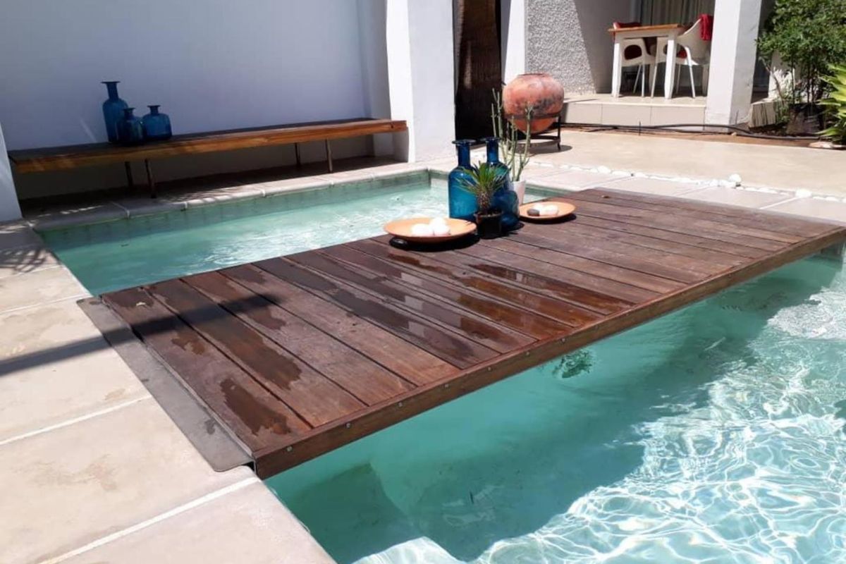 FOR SALE - MODERN GUESTHOUSE IN WINDHOEK, NAMIBIA - Photo 3