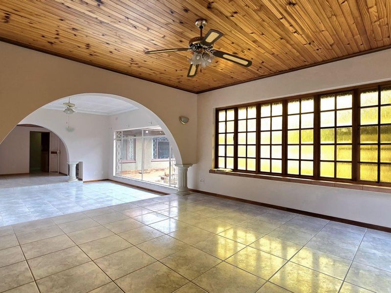 3 bedroom house for sale in Nimrod Park Kempton Park - Photo 8