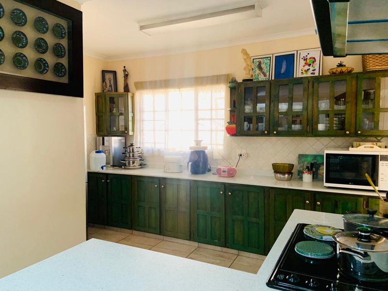 Stunning 3-Bedroom Townhouse Available for Rent - Photo 6