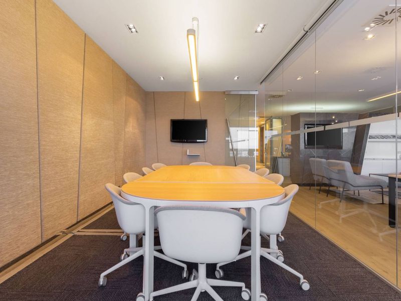 Discover many ways to work your way in Regus Promenade Mall. - Photo 6