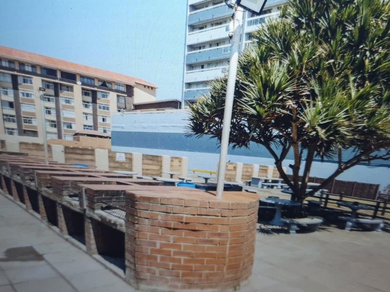 Fully furnished 2 bed with 180degree seaview - Photo 1