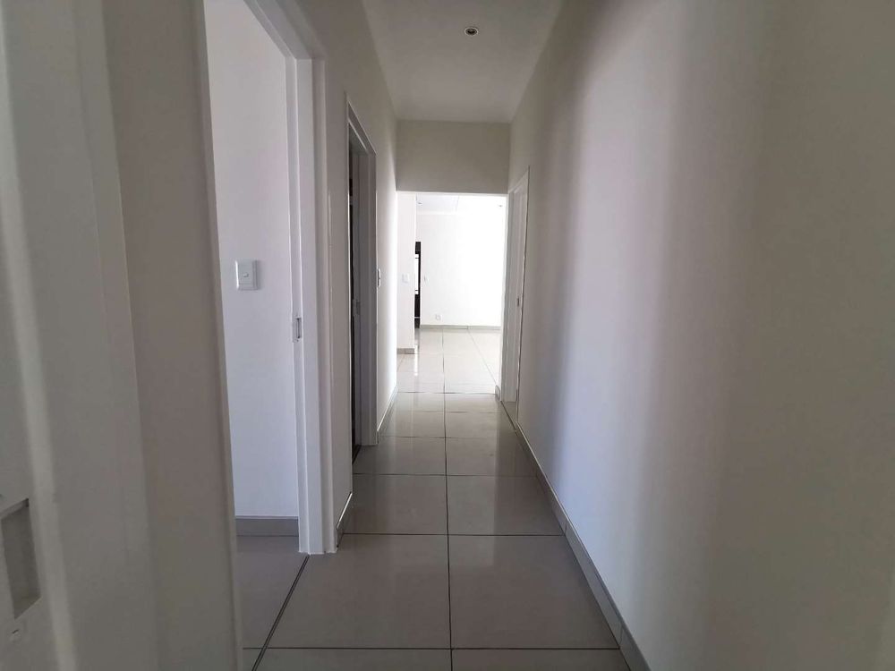 PASSAGE IN THE HOUSE OF THE TOP FLOOR 