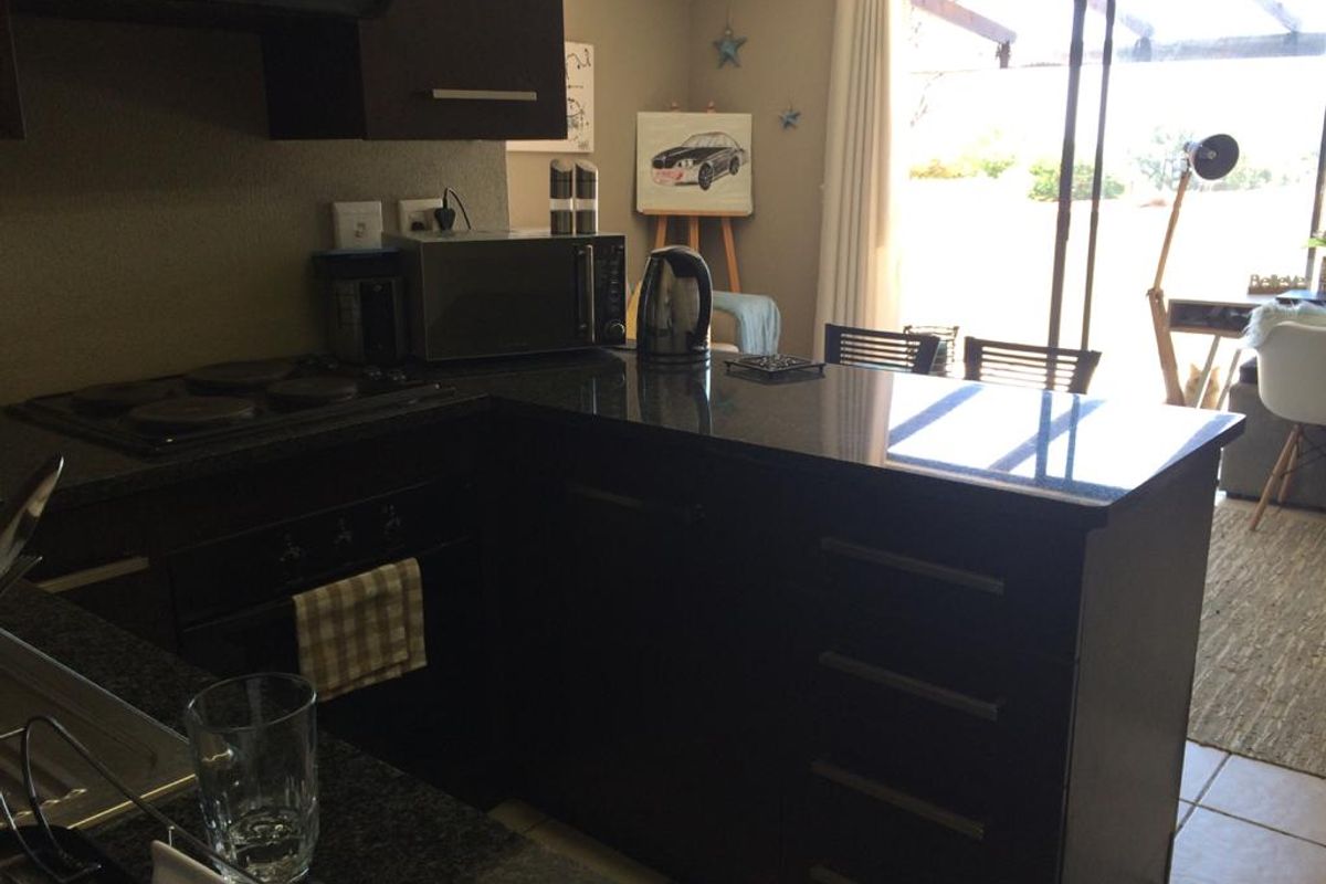 1 Bedroom Apartment in Northgate For sale - Photo 3