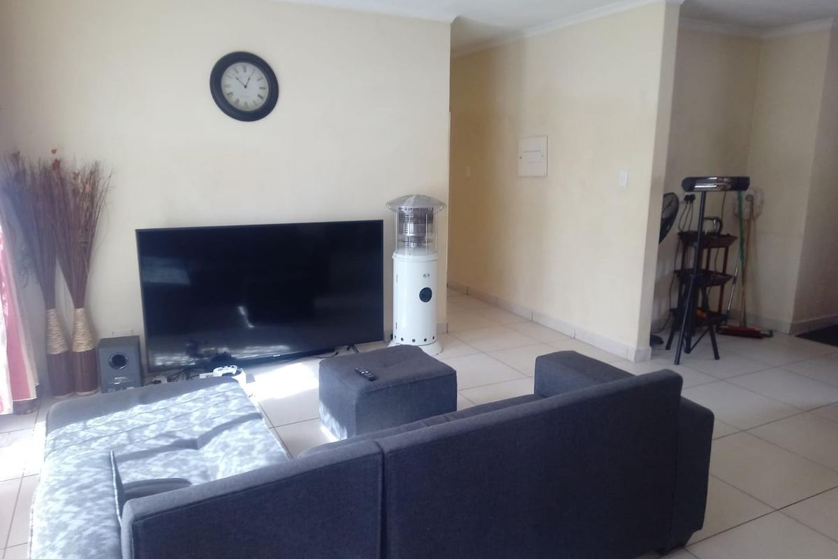 3 Bedroom House for sale in Hesteapark - Photo 4