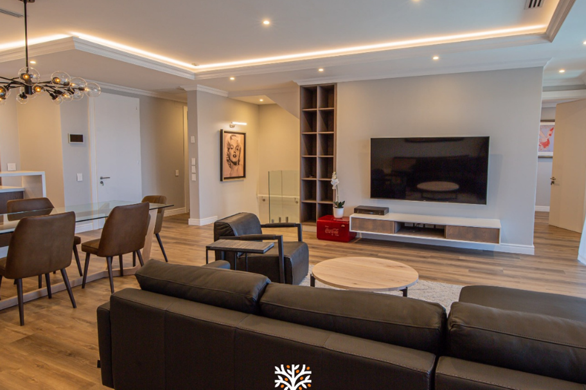 Luxury Villa Living at Am Weinberg | N$110 000 Per Month - Photo 4