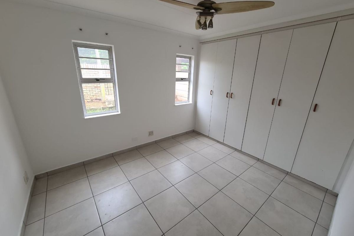 Townhouse in ARBORETUM - Photo 4