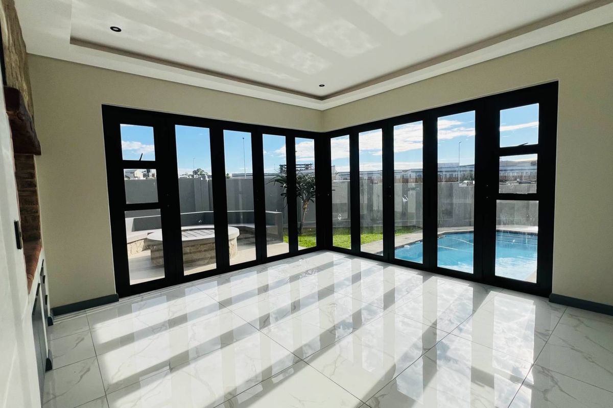 No Transfer Duties- Brand-New Luxury 4 Bedroom Designer Home with Pool, Balconies & Boma – Walk to New Mall Opening Oct 2026 - Photo 3