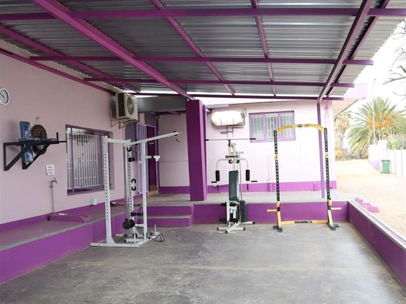 Office for sale in Pioneers Park - Photo 10