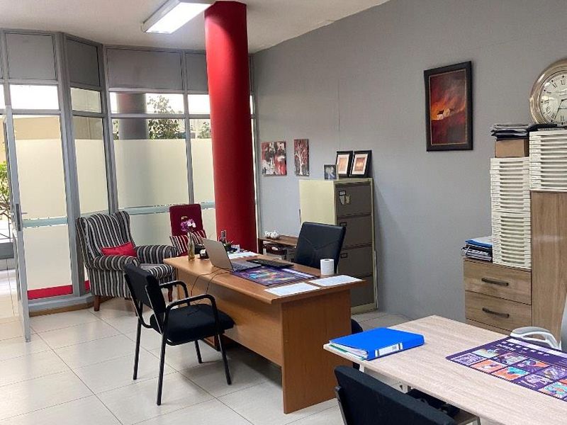 OFFICE SPACE FOR SALE IN KLEIN WINDHOEK/HIDAS SHOPPING CENTER - Photo 3
