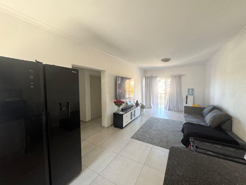 2 Bedroom Townhouse For Sale in Rocky Crest - Photo 4