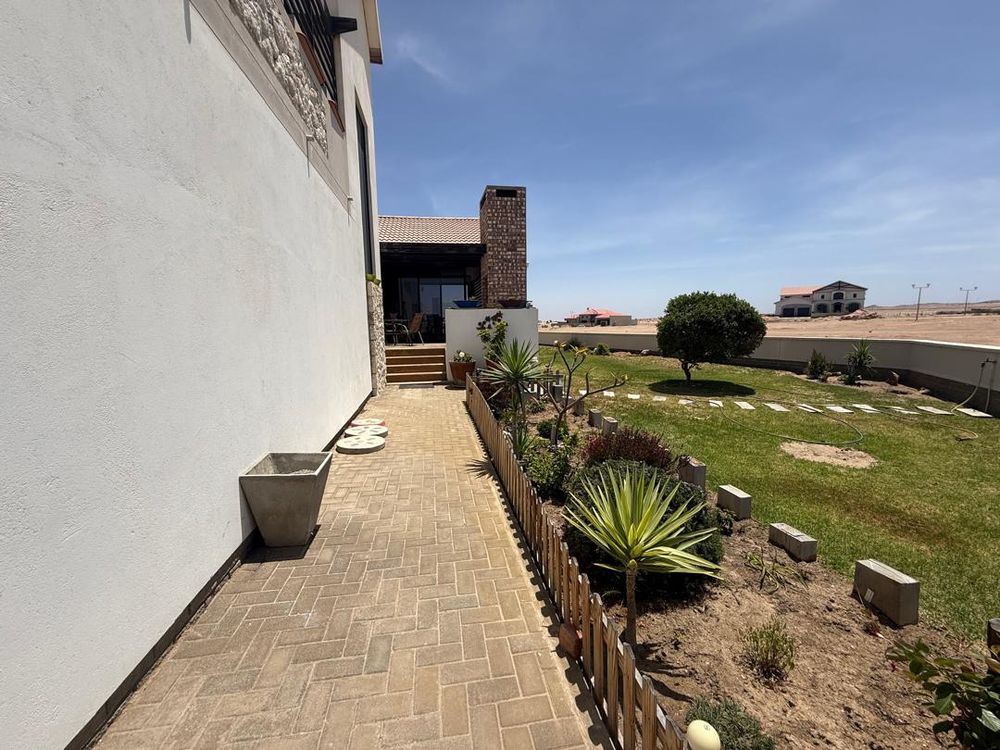 Front entrance and front garden