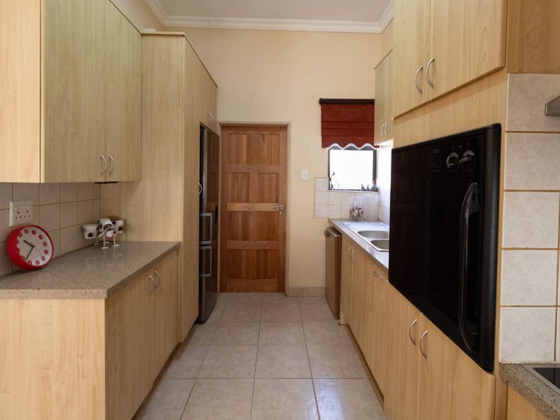 Hillandale Lifestyle Village for Your Dream Retirement - Photo 7