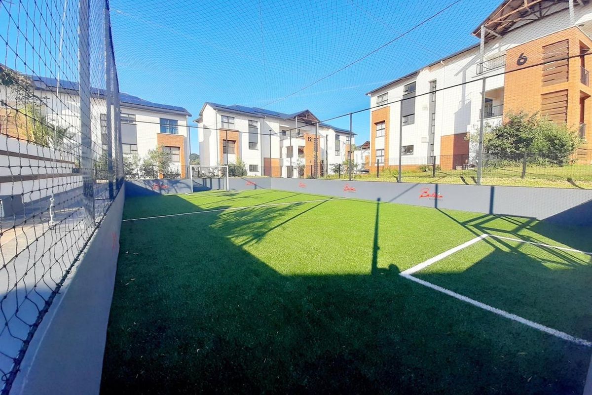 Modern 3 bedroom to let - Photo 4