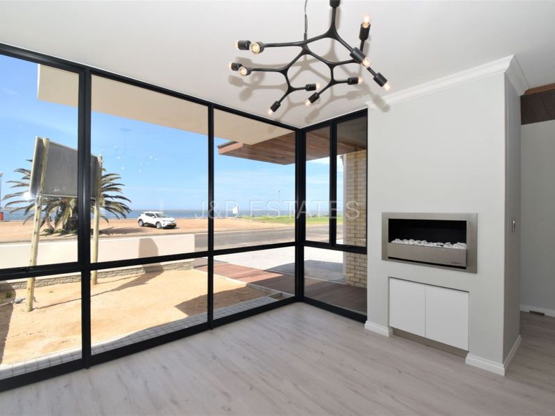 PRIME LAGOON FRONT LOCATION - Photo 5