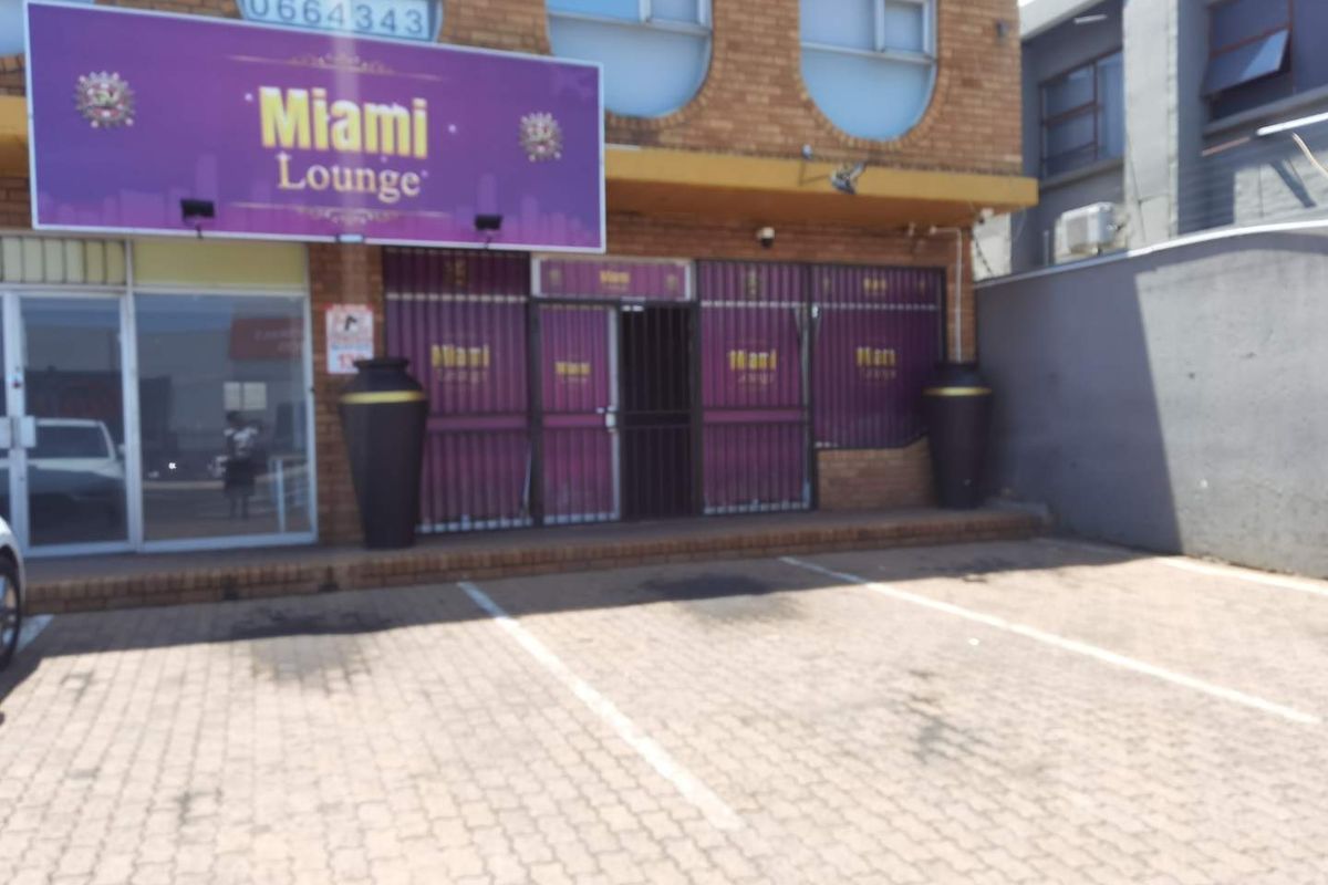 Commercial property for sale in monument road kempton park - Photo 2