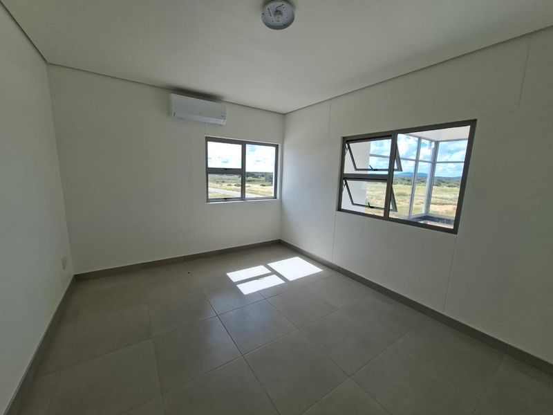 Car Rental and Offices To Let - Hosea Kutako - Photo 4