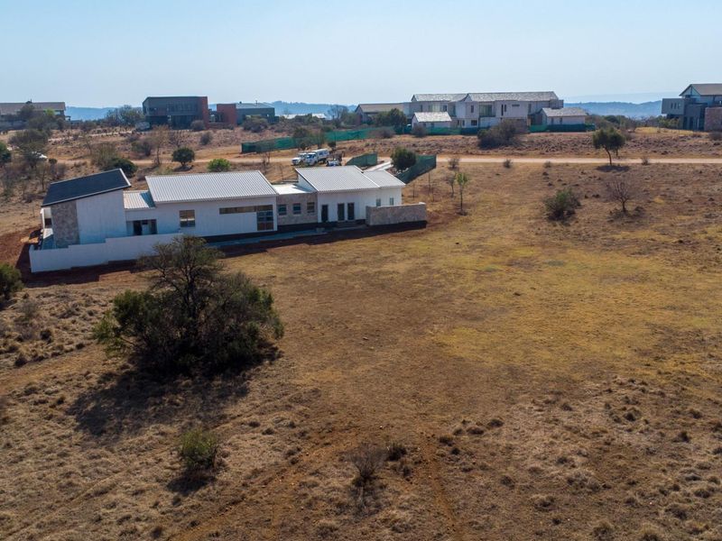 Build Your Dream Home on 1,096m2 of Prime Land in a Prestigious Game Reserve Estate - Photo 5