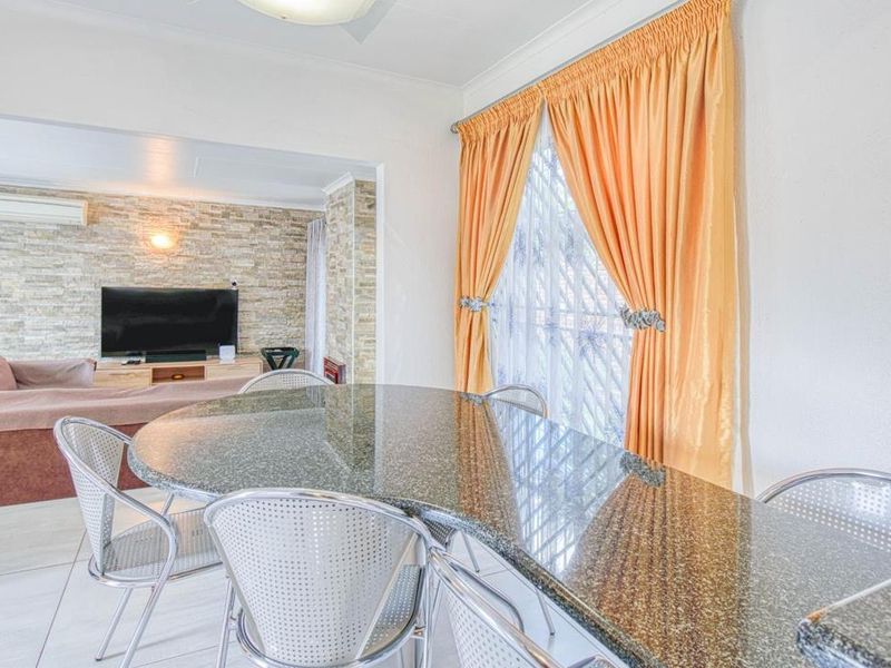 3 Bedroom House for Sale in Glenvista - Photo 7