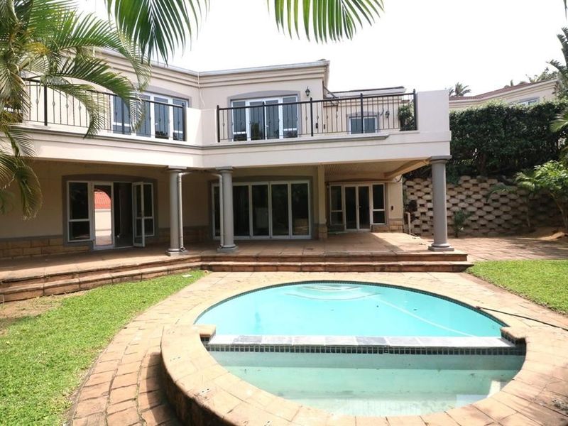 Spacious Umhlanga Townhouse with Pool Oasis - Photo 1