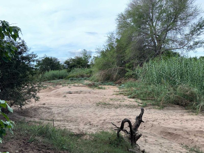 Brand-New 3-Bedroom Riverfront Home – Elephant Rock Eco Estate - Photo 8