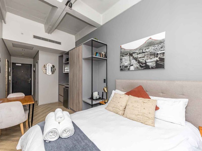 Airbnb Gold in ONE THIBAULT - Photo 9