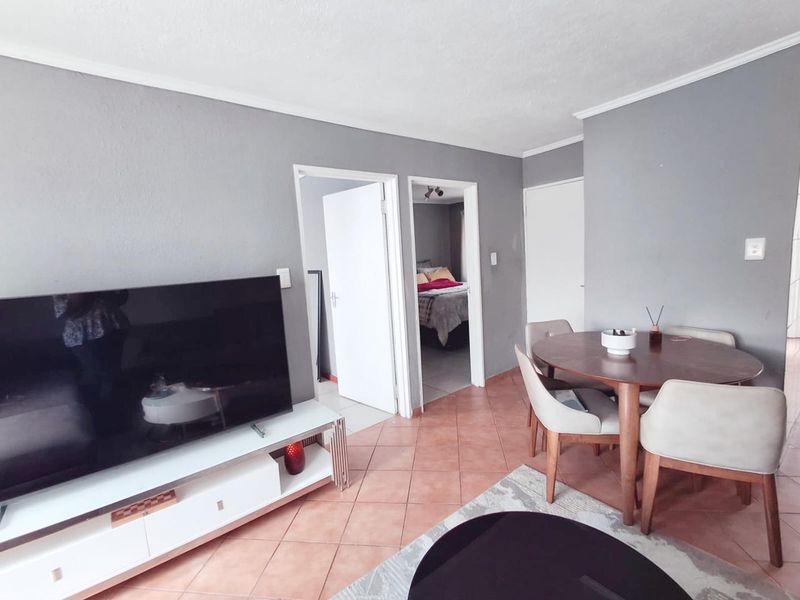 Schedule Your Viewing: Don't Miss Out - Photo 9