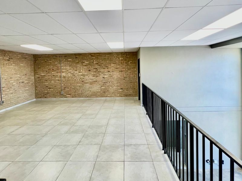 COMMERCIAL UNIT UP FOR RENT AT HALFWAY HOUSE MIDRAND - Photo 8