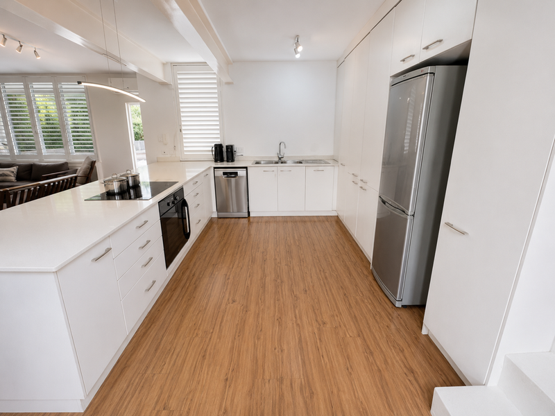 Hendra - Modern Family Townhouse with Private Pool in Central Umhlanga - Photo 4