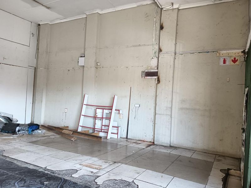 1. Prime Space to let in Berea Road Durban - Photo 6