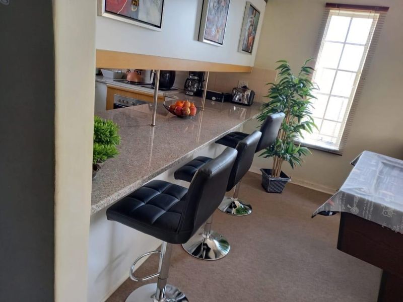 3 Bedroom Home for Sale in Secure Complex. - Photo 8