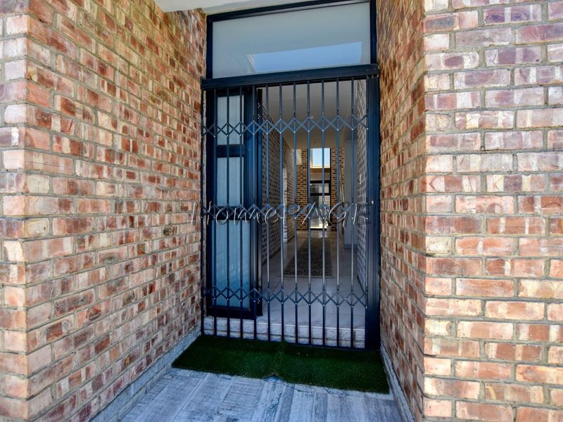 Dunes (Border with Kramersdorf):  Beautiful, Spacious, Upmarket 5 Bedr Home is for Sale - Photo 5