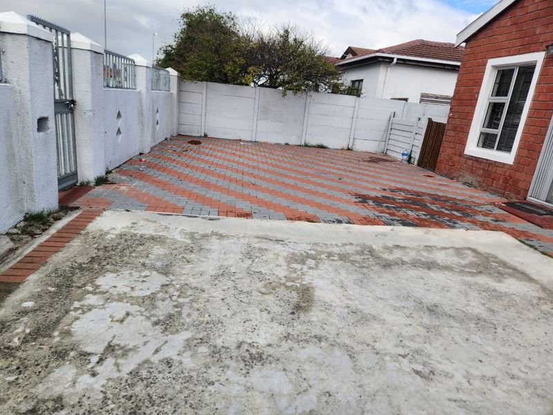 3 Bedroom House for Sale in Bongweni - Photo 3