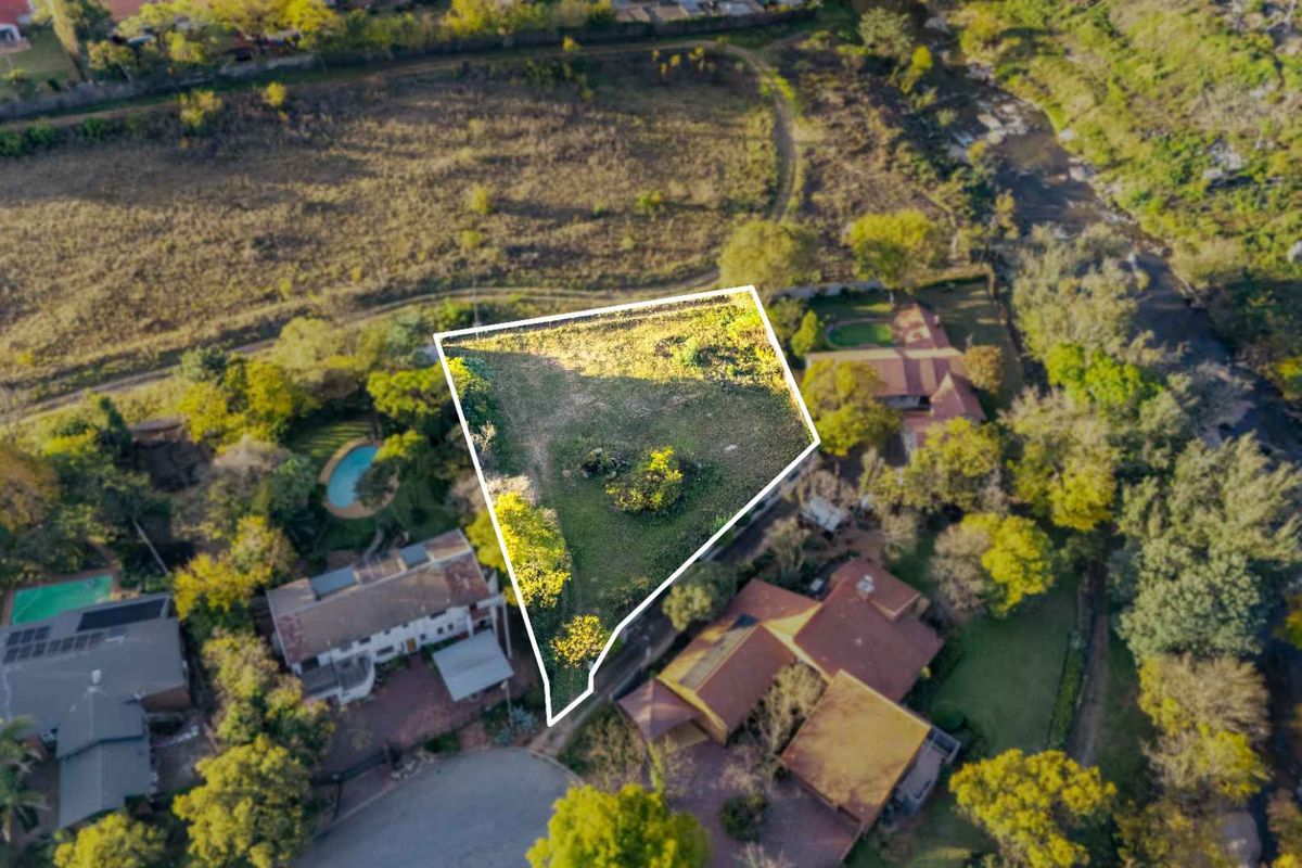🌿 Prime Development Opportunity in Secure Gated Area – Paulshof 🌿 - Photo 2