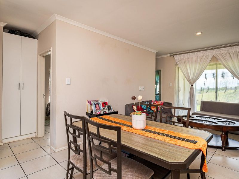 A perfect Blend of Security & Beauty – 3-Bedroom Free-Standing Home - Photo 4